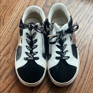 Vintage Havana Black and White Kids Sneakers
